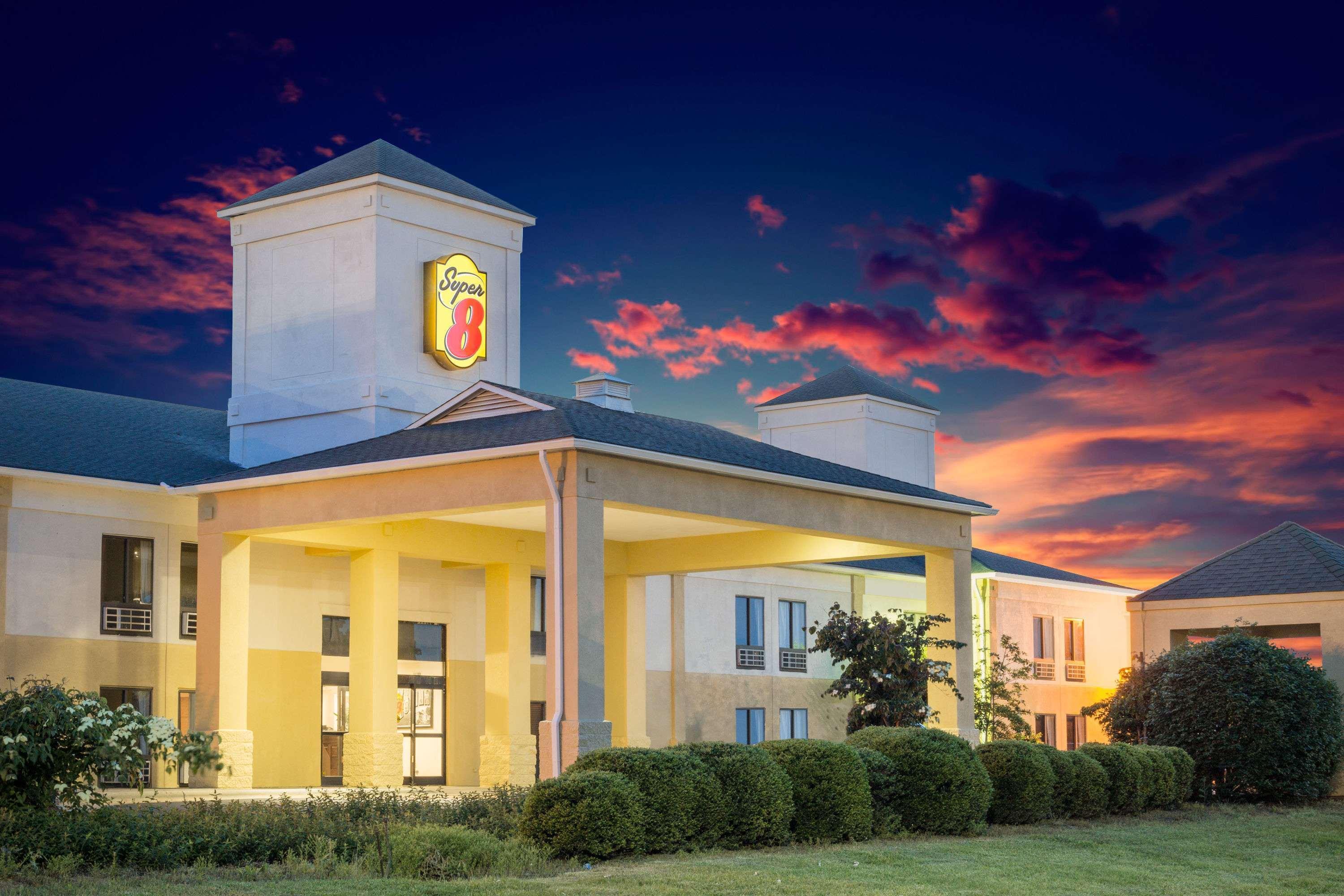 Super 8 By Wyndham Clemmons - Bermuda Run - Winston-Salem I-40 Motel Buitenkant foto