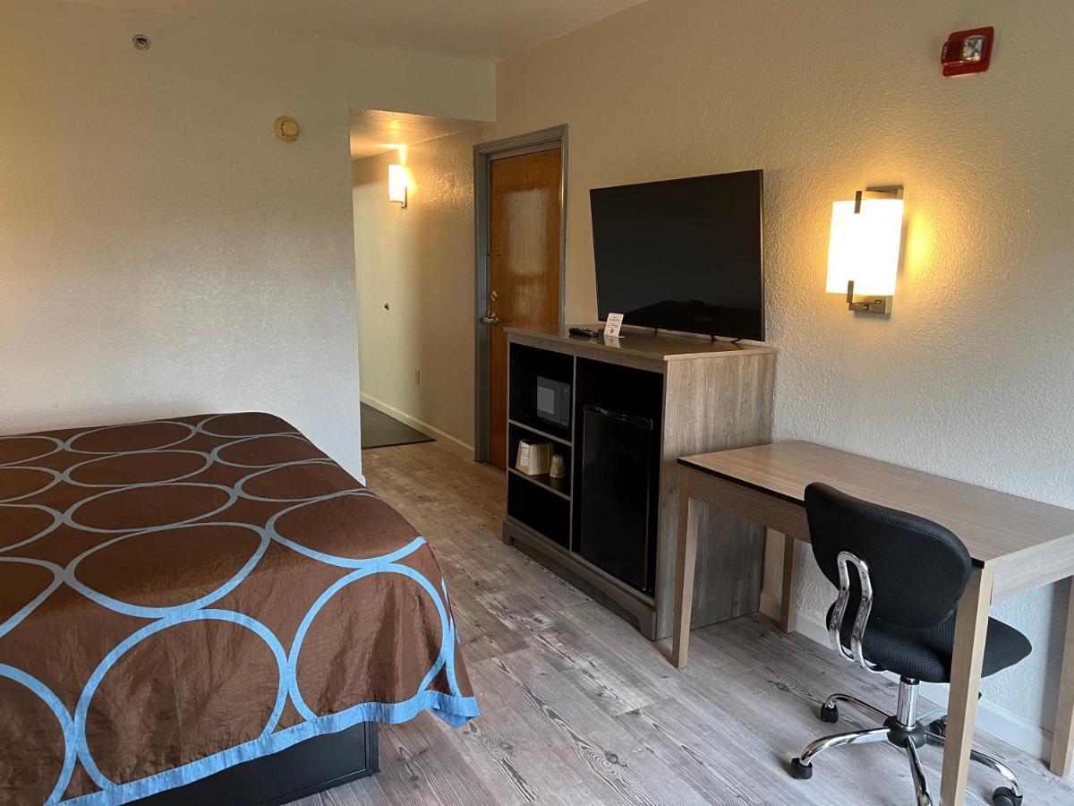 Super 8 By Wyndham Clemmons - Bermuda Run - Winston-Salem I-40 Motel Buitenkant foto